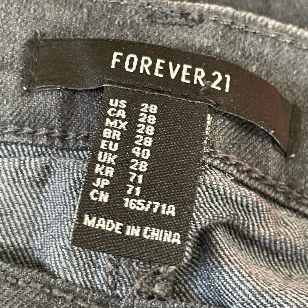 Forever 21 lightweight jeans jeggings size 6 spandex black  ankle skinny cropped - Picture 8 of 9